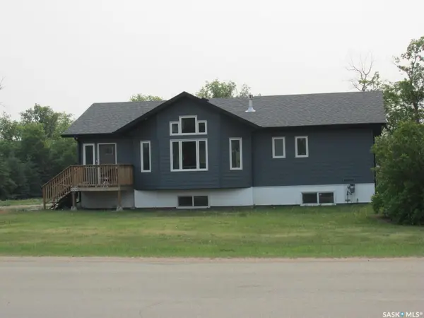 660 Park ROAD, Zenon Park, SK S0E 1W0