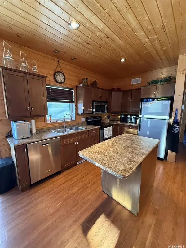 129 North Shore ROAD, Chitek Lake, SK S0J 0L0