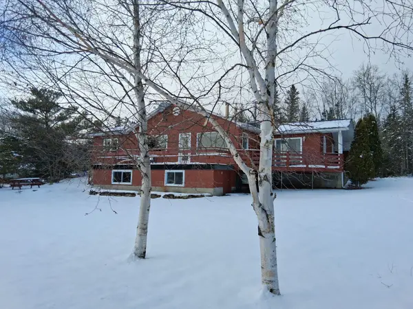 614 Shunsby RD, Kirkland Lake, ON P0K 1S0