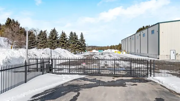 20383 Hurontario ST, Caledon, ON L7K 1W8