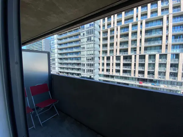 20 Joe Shuster WAY #612, Toronto W01, ON M6K 0A3