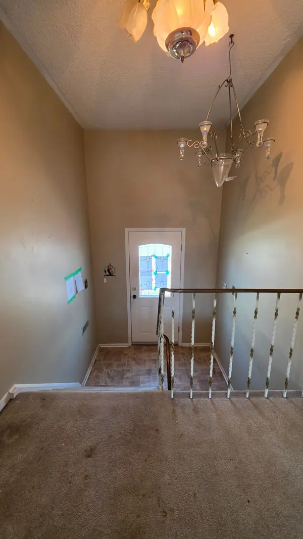 98 Cobblehill RD, Halton Hills, ON L7J 1P3