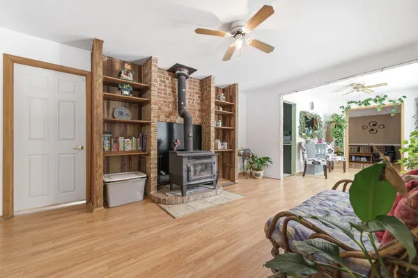 32848 Highway 17 HWY, Laurentian Hills, ON K0J 1P0