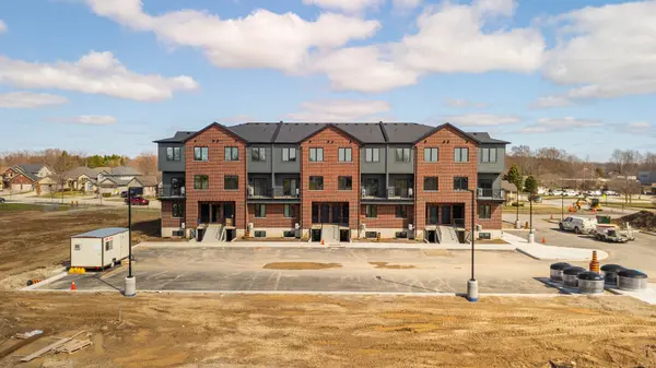 470 Darcy DR #42, Strathroy-caradoc, ON N7G 4H4