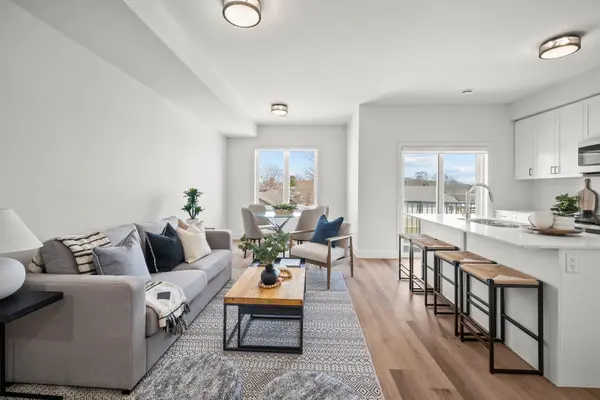 470 Darcy DR #42, Strathroy-caradoc, ON N7G 4H4