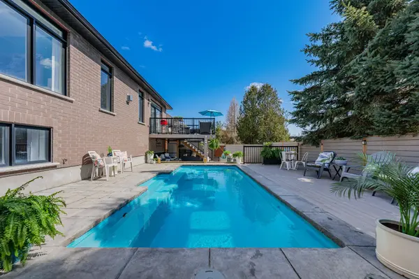 57 Cutting DR, Centre Wellington, ON N0B 1S0