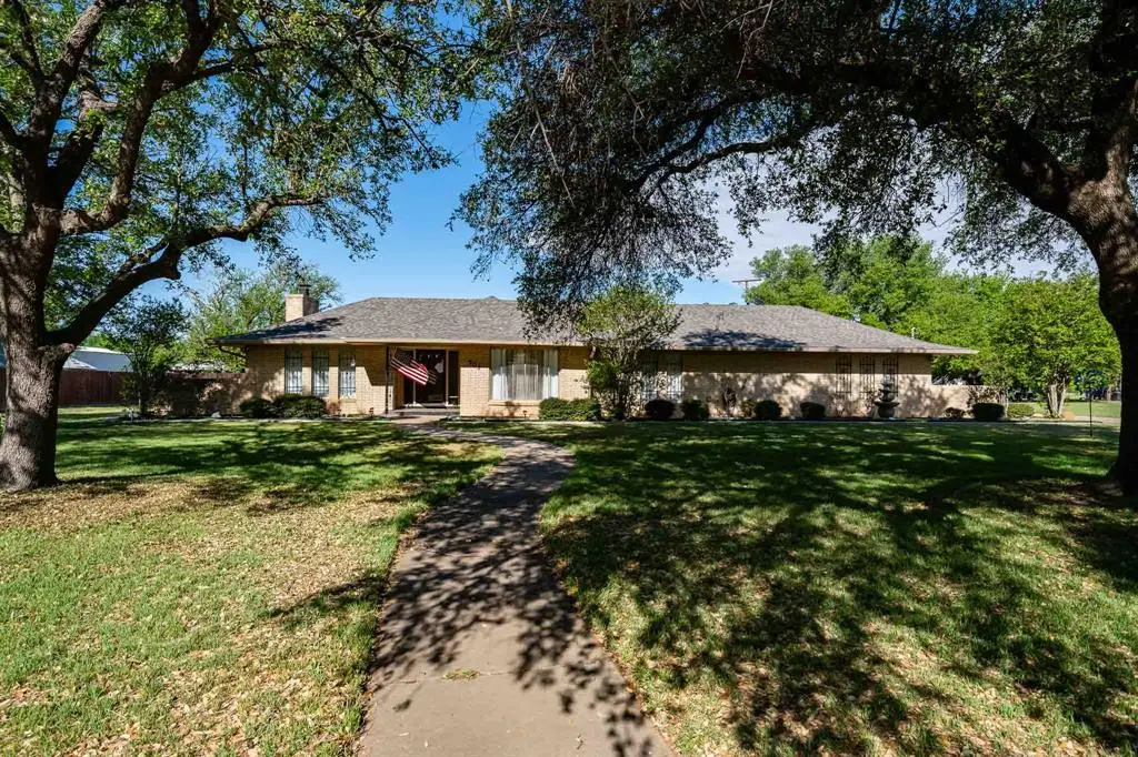 703 N Avenue L, Haskell, TX 79521