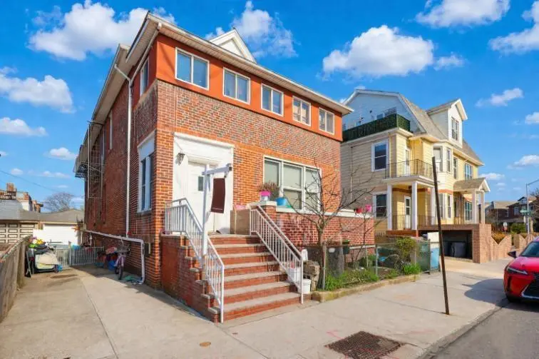 3711 Sea Gate AVE, Brooklyn, NY 11224