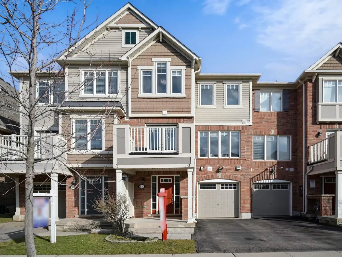 918 Nadalin HTS, Milton, ON L9T 8R1