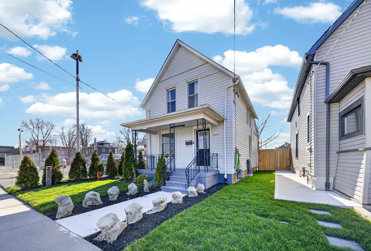 4475 First AVE, Niagara Falls, ON L2E 4G1