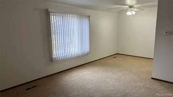 22100 E 11 Mile RD #Unit: 22112, St. Clair Shores, MI 48081