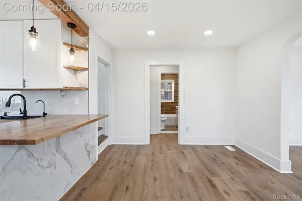 16183 Lilac ST, Detroit, MI 48221