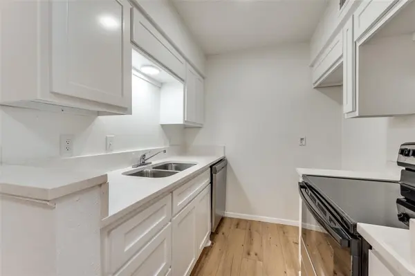 4859 Cedar Springs Road #337, Dallas, TX 75219