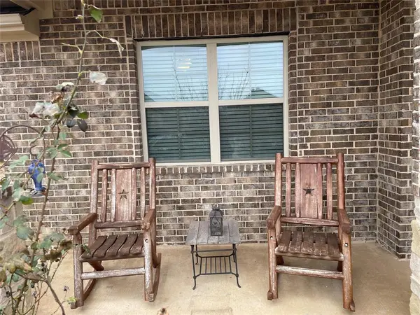 8 Pleasant Valley, Sanger, TX 76266