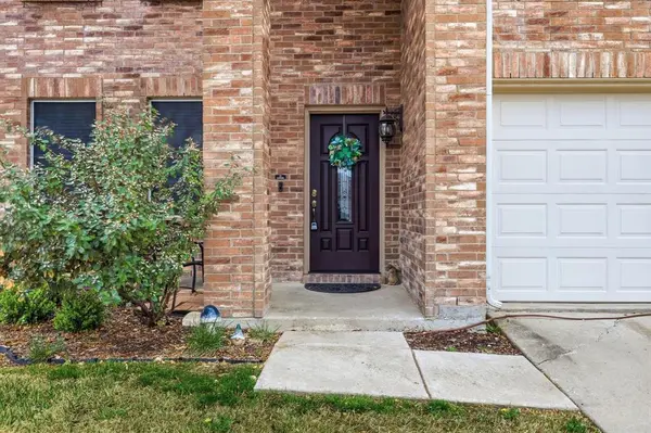 1528 Fieldstone Drive, Little Elm, TX 75068
