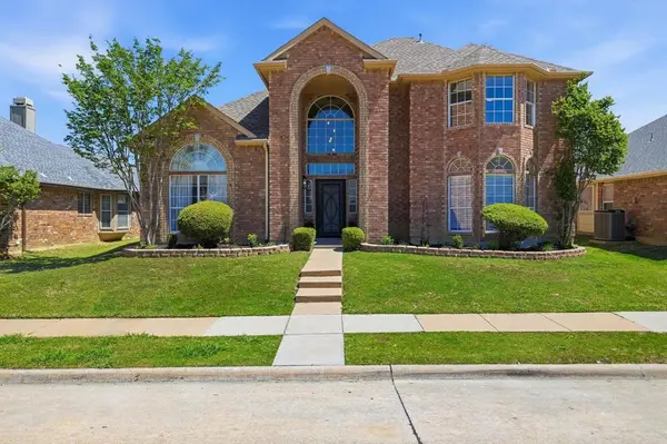 5028 Lake Vista Drive, The Colony, TX 75056
