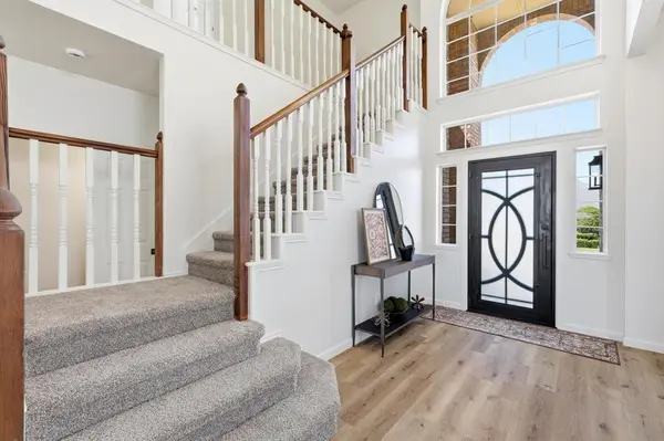 5028 Lake Vista Drive, The Colony, TX 75056