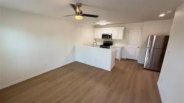 3013 Grey Wolf Circle, Denton, TX 76209