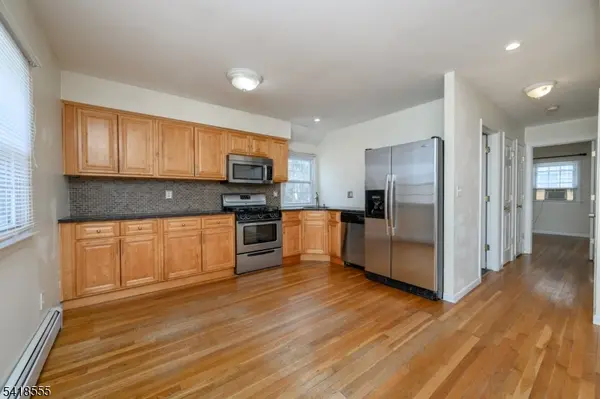 335 Prospect Ave, Dunellen Boro, NJ 08812