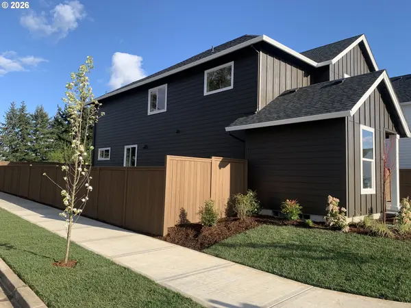 1892 S HOLLY ST, Canby, OR 97013