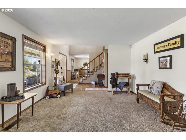 5935 SMOKETREE DR SE, Salem, OR 97306