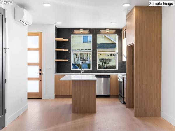 6126 NE Stanton ST, Portland, OR 97213