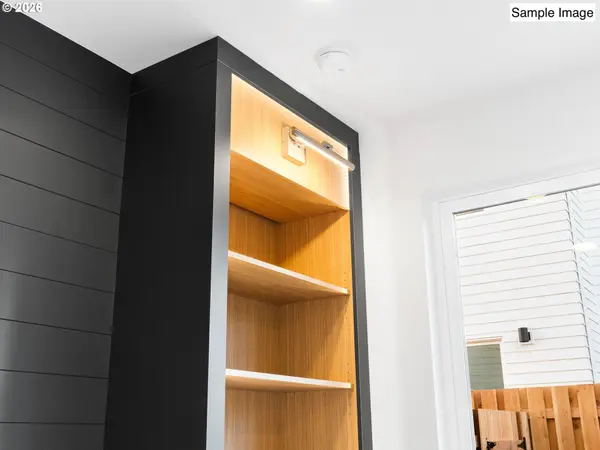 6126 NE Stanton ST, Portland, OR 97213