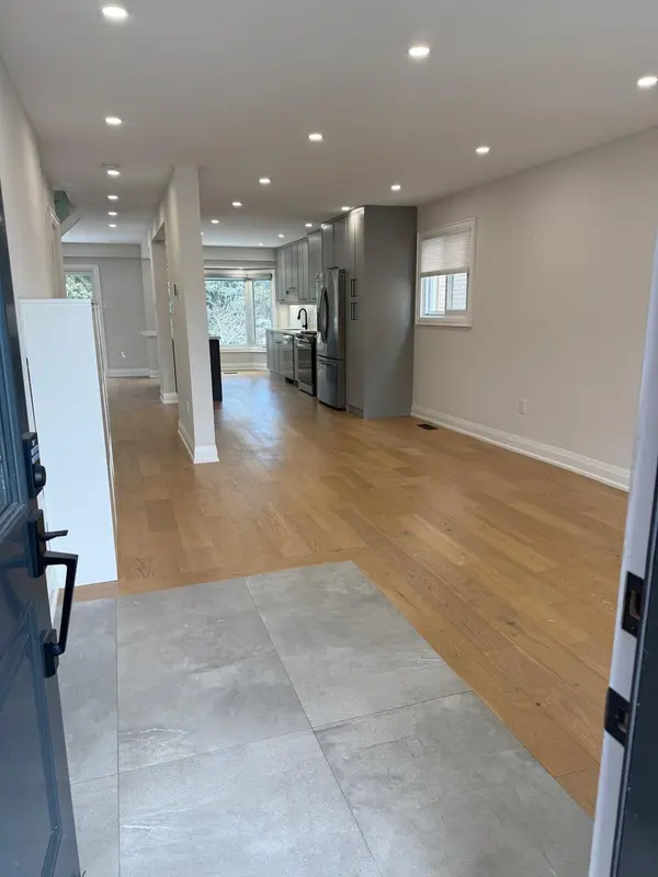 1143 Beaver Valley CRES, Oshawa, ON L1J 8N3