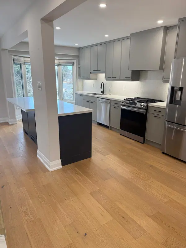 1143 Beaver Valley CRES, Oshawa, ON L1J 8N3