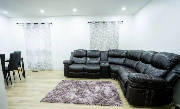 1540 Marshcourt DR, Pickering, ON L1V 6C6