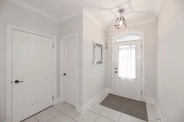 100 Falstaff AVE #Main & Upper, Toronto W04, ON M6L 2E4