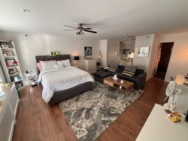 2798 Lakeshore BLVD W #2, Toronto W06, ON M8V 1H5