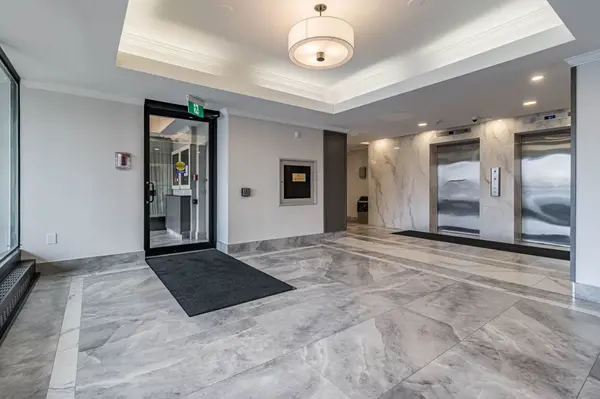 2900 Battleford RD #412, Mississauga, ON L5N 2V9