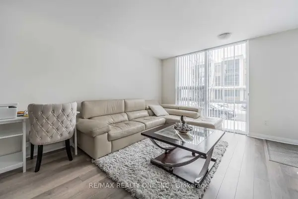 5025 Four Springs AVE #112, Mississauga, ON L5R 0G5