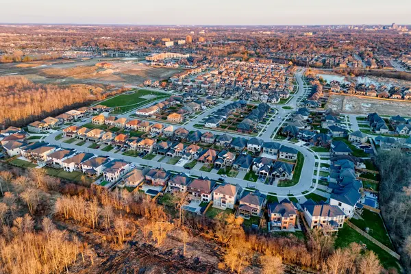 757 Zaifman CIR, London North, ON N5X 0M8