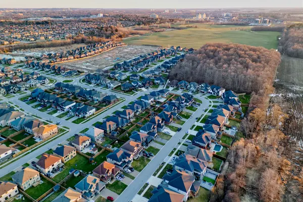 757 Zaifman CIR, London North, ON N5X 0M8