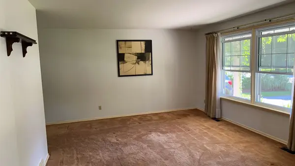 34 Benson CRES, London North, ON N5X 2B2