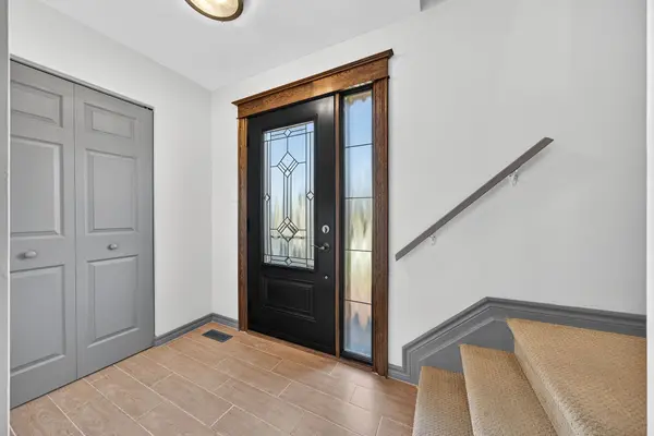 211 Birchcliffe CRES, Hamilton, ON L8T 4L1