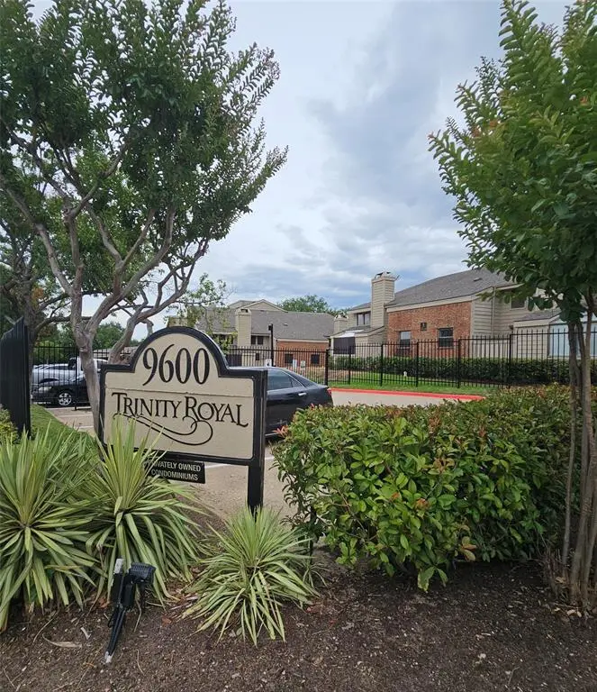 9600 ROYAL #612, Dallas, TX 75243