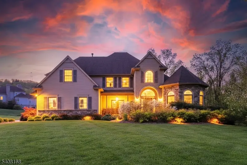 2 Sutton Ct, Hardyston Twp., NJ 07419