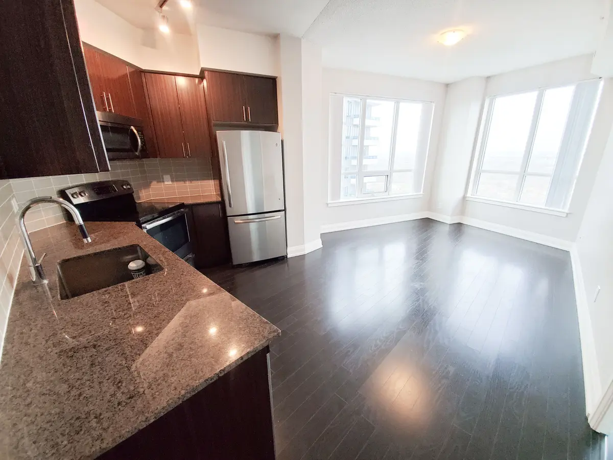 7161 Yonge ST #2632, Markham, ON L3T 0C8