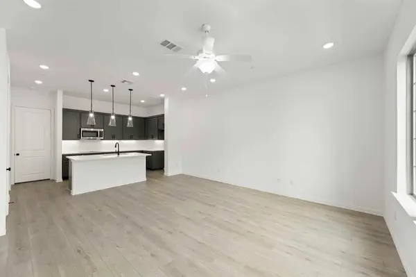 631 Blue Ridge Drive, Mansfield, TX 76063