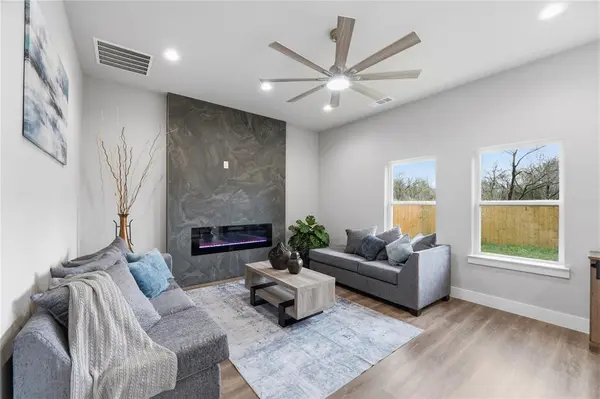 115 Church Street, Waxahachie, TX 75165