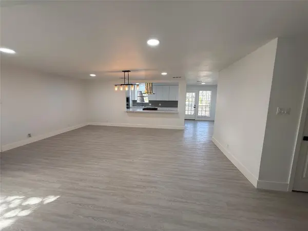 3801 Brookhaven Circle, Fort Worth, TX 76109