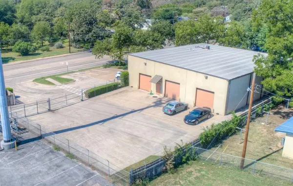 2620 Carson Street, Haltom City, TX 76117