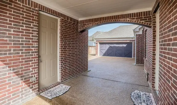 1504 S Mitchell Road, Mansfield, TX 76063