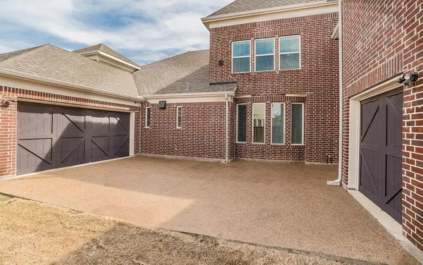 1504 S Mitchell Road, Mansfield, TX 76063