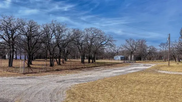 347 County Road 1643, Chico, TX 76431