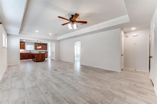 7613 Heritage Drive, Little Elm, TX 76227