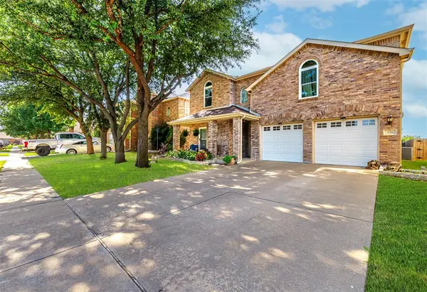 336 Chase Hill Lane, Fort Worth, TX 76028